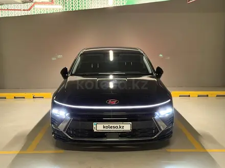 Hyundai Sonata 2023 года за 13 200 000 тг. в Алматы – фото 2