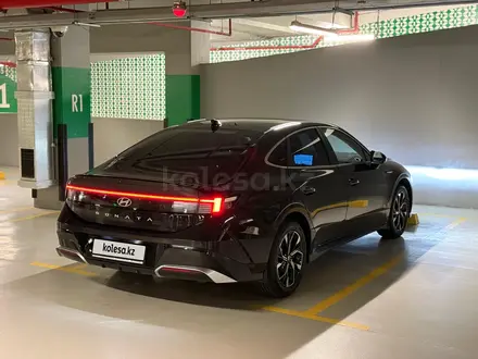 Hyundai Sonata 2023 года за 13 200 000 тг. в Алматы – фото 10