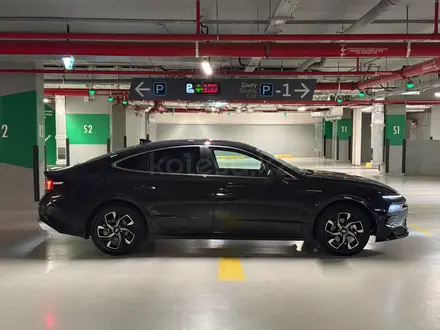 Hyundai Sonata 2023 года за 13 200 000 тг. в Алматы – фото 15
