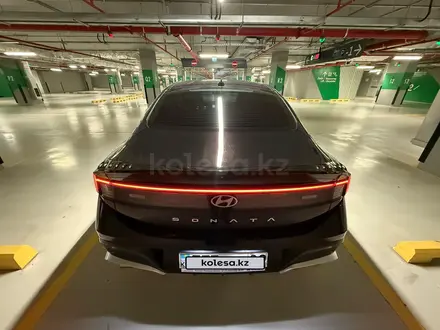Hyundai Sonata 2023 года за 13 200 000 тг. в Алматы – фото 18