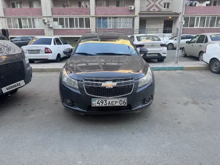 Chevrolet Cruze 2011 года за 3 450 000 тг. в Атырау – фото 3