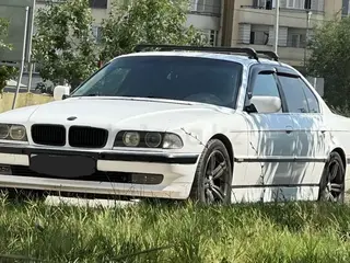 BMW 730