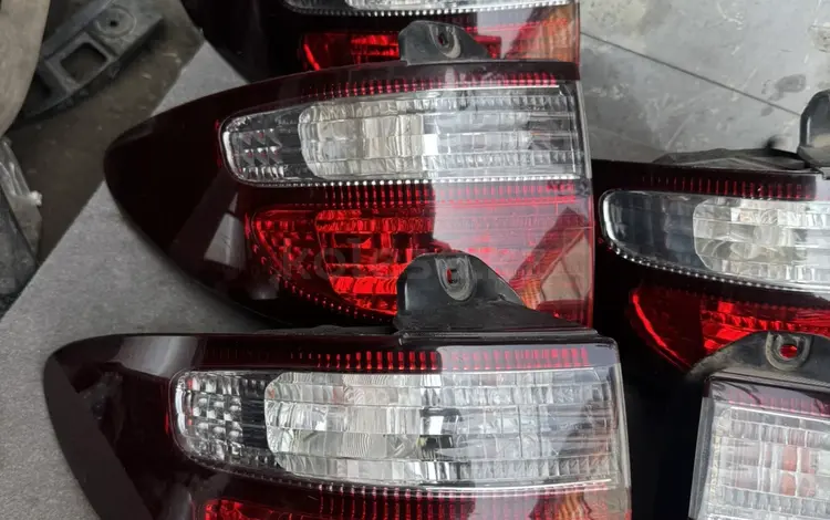 Задний фонари Toyota Estima 2003. За 1 шт. за 5 000 тг. в Алматы