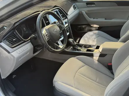 Hyundai Sonata 2019 года за 8 400 000 тг. в Шымкент – фото 10