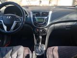 Hyundai Solaris 2012 года за 2 500 000 тг. в Актобе – фото 4