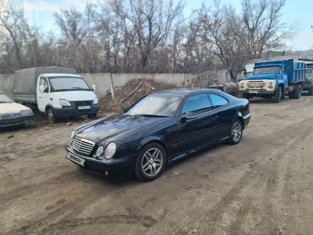 Mercedes-Benz CLK 230 2002 года за 3 500 000 тг. в Семей