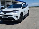 Toyota RAV4 2019 года за 15 000 000 тг. в Алматы – фото 2