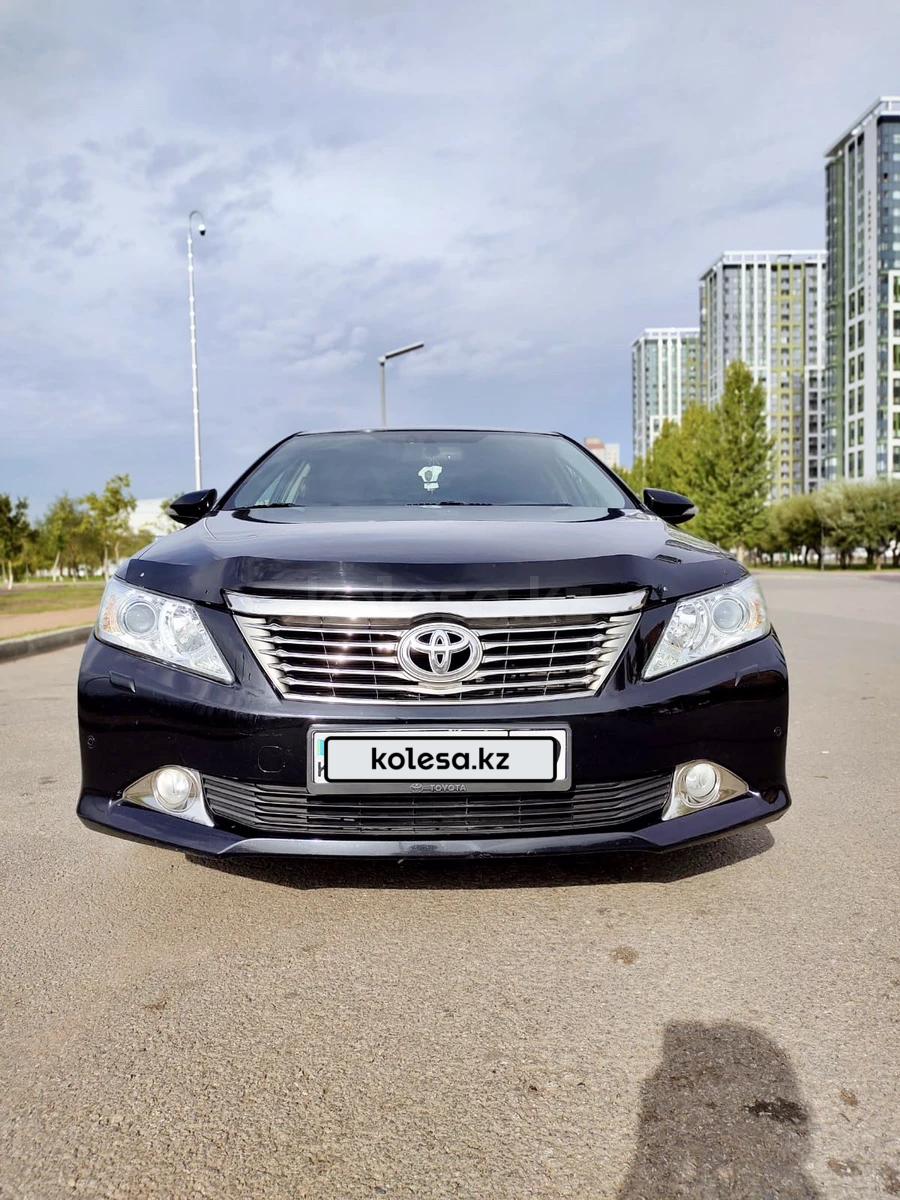 Toyota Camry 2014 г.