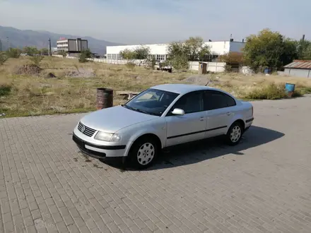 Volkswagen Passat 1998 года за 2 300 000 тг. в Алматы – фото 3