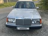 Mercedes-Benz E 230 1992 года за 1 650 000 тг. в Шымкент