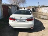 Toyota Camry 2016 года за 12 600 000 тг. в Костанай – фото 4