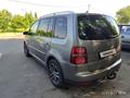 Volkswagen Touran 2007 года за 3 500 000 тг. в Алматы – фото 4