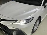 Toyota Camry 2021 года за 15 800 000 тг. в Шымкент