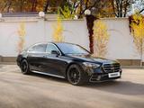 Mercedes-Benz S 580 4MATIC 2023 годаүшін86 000 000 тг. в Шымкент – фото 2