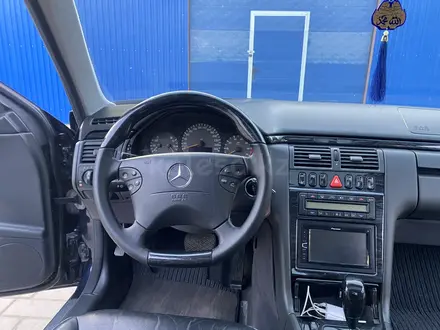 Mercedes-Benz E 430 1999 года за 6 300 000 тг. в Семей – фото 15