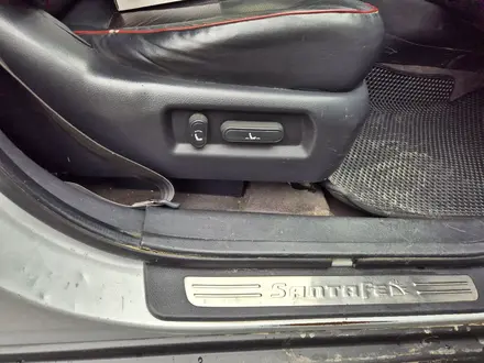 Hyundai Santa Fe 2009 года за 5 700 000 тг. в Астана – фото 10