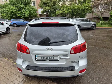 Hyundai Santa Fe 2009 года за 5 700 000 тг. в Астана – фото 4