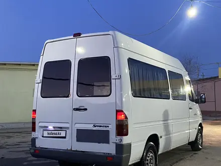 Mercedes-Benz Sprinter 2002 года за 2 800 000 тг. в Туркестан – фото 4