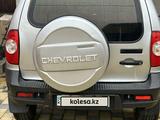 Chevrolet Niva 2012 годаfor3 200 000 тг. в Атырау – фото 4