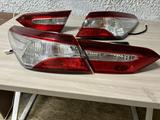 Задний фонарь на Toyota Camry за 45 000 тг. в Алматы