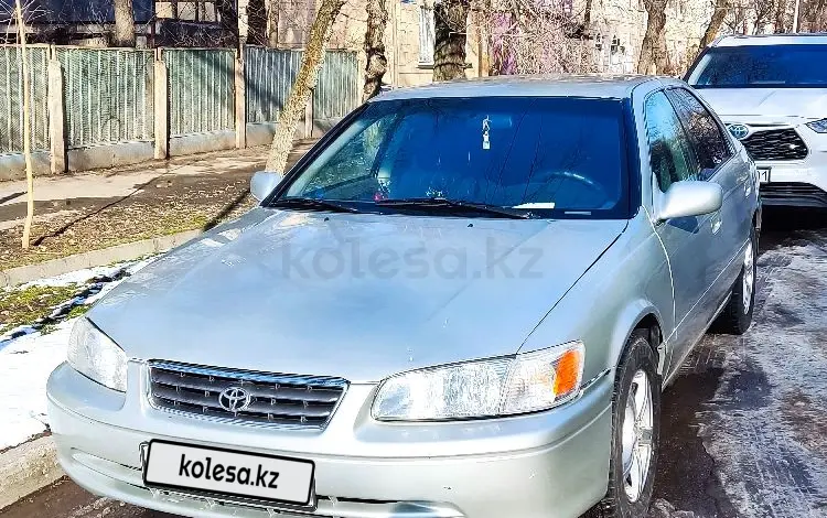 Toyota Camry 2001 года за 3 400 000 тг. в Байконыр