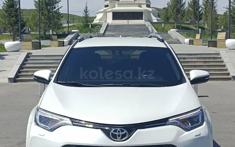 Toyota RAV4 2017 года за 11 500 000 тг. в Усть-Каменогорск