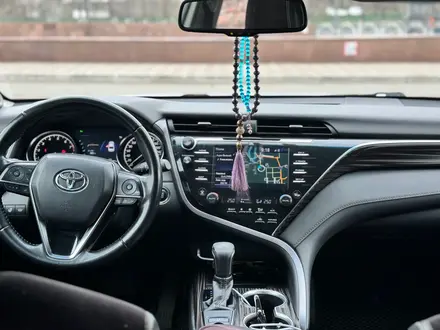 Toyota Camry 2019 года за 13 800 000 тг. в Павлодар – фото 7