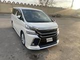 Toyota Alphard 2016 года за 14 800 000 тг. в Алматы