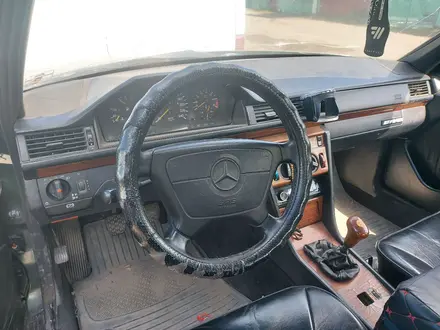 Mercedes-Benz E 260 1991 года за 1 000 000 тг. в Караганда – фото 6