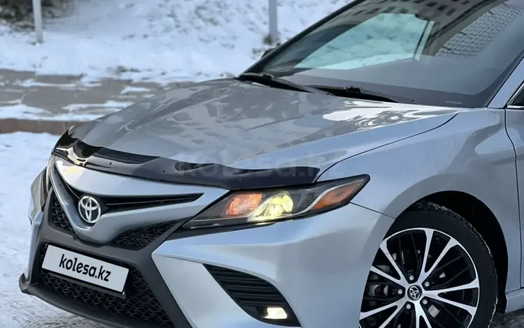 Toyota Camry 2020 года за 11 200 000 тг. в Алматы