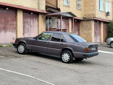 Mercedes-Benz E 300 1992 года за 1 200 000 тг. в Астана – фото 6