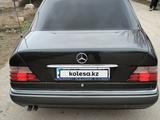 Mercedes-Benz E 280 1994 года за 2 700 000 тг. в Шымкент – фото 3