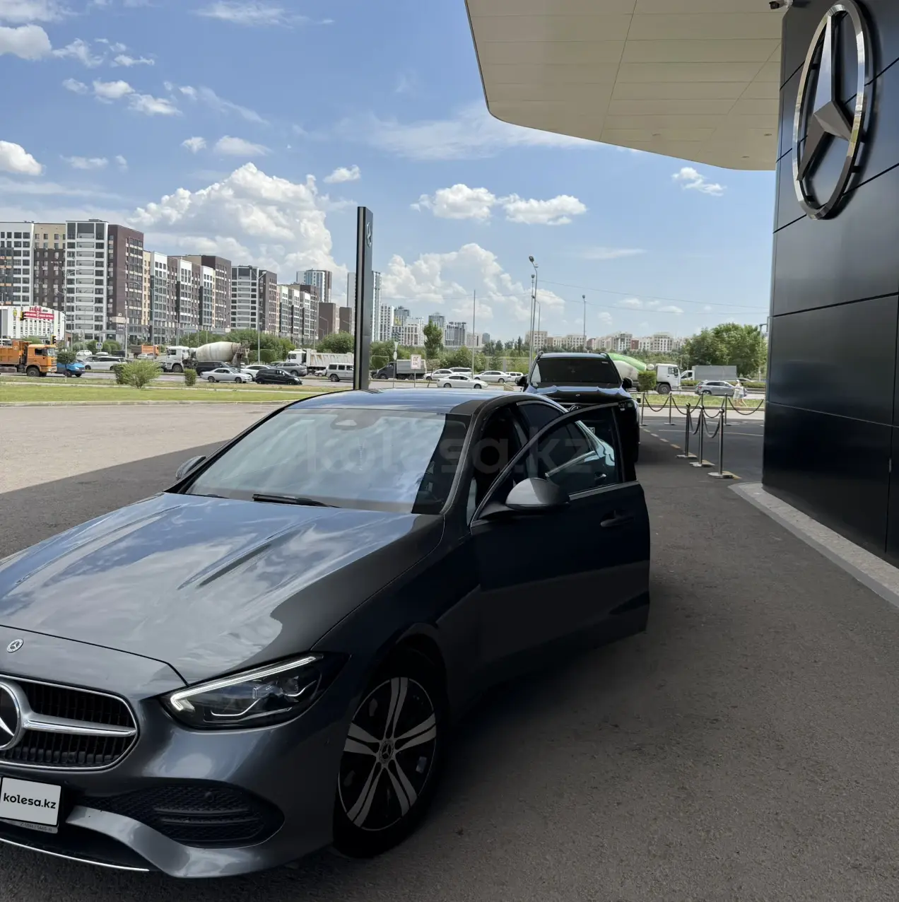 Mercedes-Benz C-Class, 2022