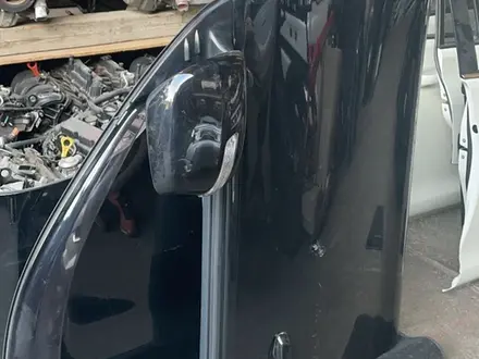 Передняя правая дверь Toyota Land cruiser Prado 150 2020 цвет черный за 111 001 тг. в Караганда – фото 2