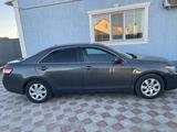 Toyota Camry 2011 годаүшін5 500 000 тг. в Атырау – фото 3