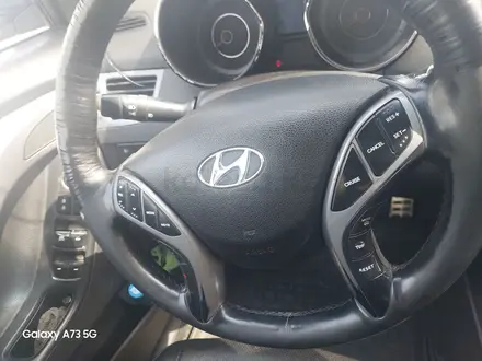 Hyundai Elantra 2015 года за 4 600 000 тг. в Алматы – фото 26