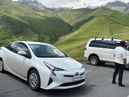 Toyota Prius 2016 года за 5 000 000 тг. в Актау