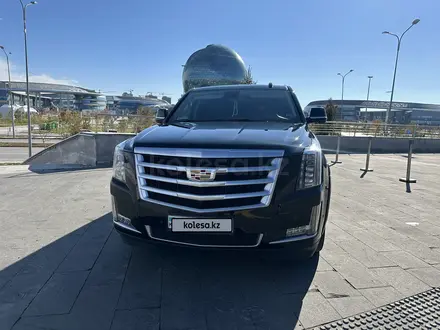 Cadillac Escalade 2020 года за 29 999 999 тг. в Астана – фото 2