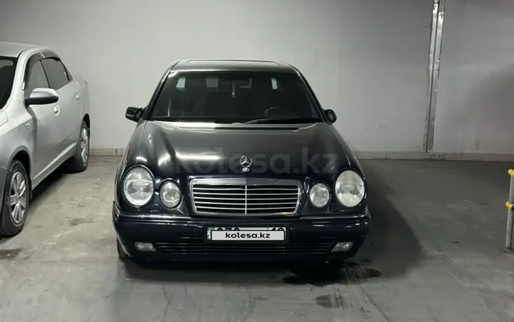 Mercedes-Benz E 320 1998 года за 4 300 000 тг. в Актау