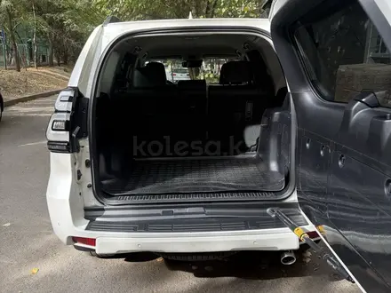 Toyota Land Cruiser Prado 2022 года за 32 500 000 тг. в Алматы – фото 10