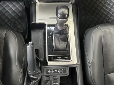 Toyota Land Cruiser Prado 2022 года за 32 500 000 тг. в Алматы – фото 7
