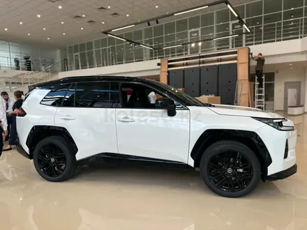Toyota RAV4 2026 года за 26 390 000 тг. в Астана – фото 4