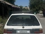 Volkswagen Passat 1993 годаfor650 000 тг. в Есик – фото 4