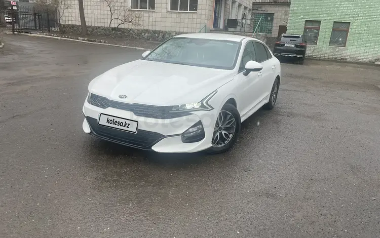 Kia K5 2021 года за 11 000 000 тг. в Астана