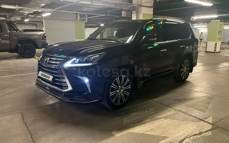 Lexus LX 570 2019 годаfor50 000 000 тг. в Алматы