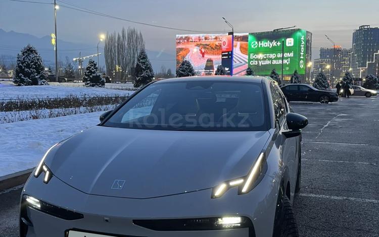 Zeekr X — фото 1