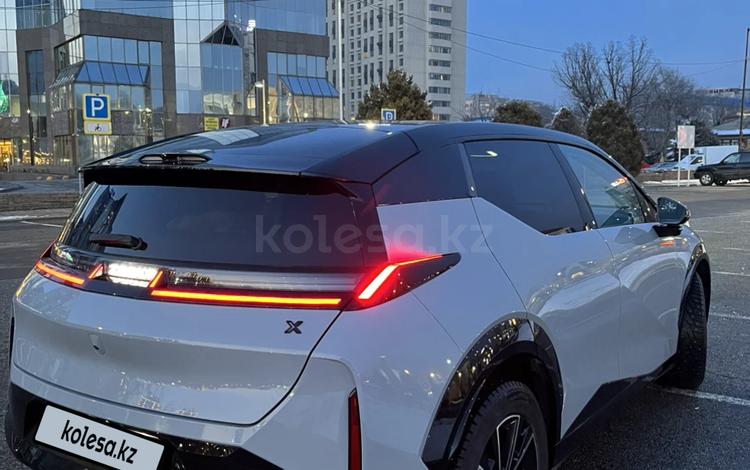 Zeekr X — миниатюра 4