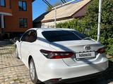 Toyota Camry 2023 годаүшін17 000 000 тг. в Актобе – фото 4