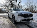 Hyundai Santa Fe 2023 годаfor20 500 000 тг. в Алматы