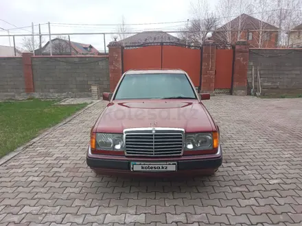 Mercedes-Benz E 260 1992 года за 2 500 000 тг. в Алматы – фото 31